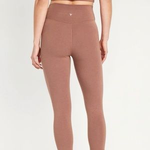 Old Navy extra high rise leggings gorgeous Taupe color